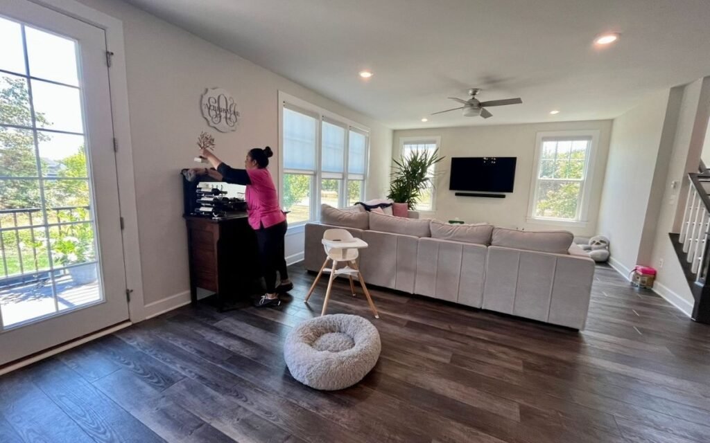 Happy client with a clean home in Leesburg VA